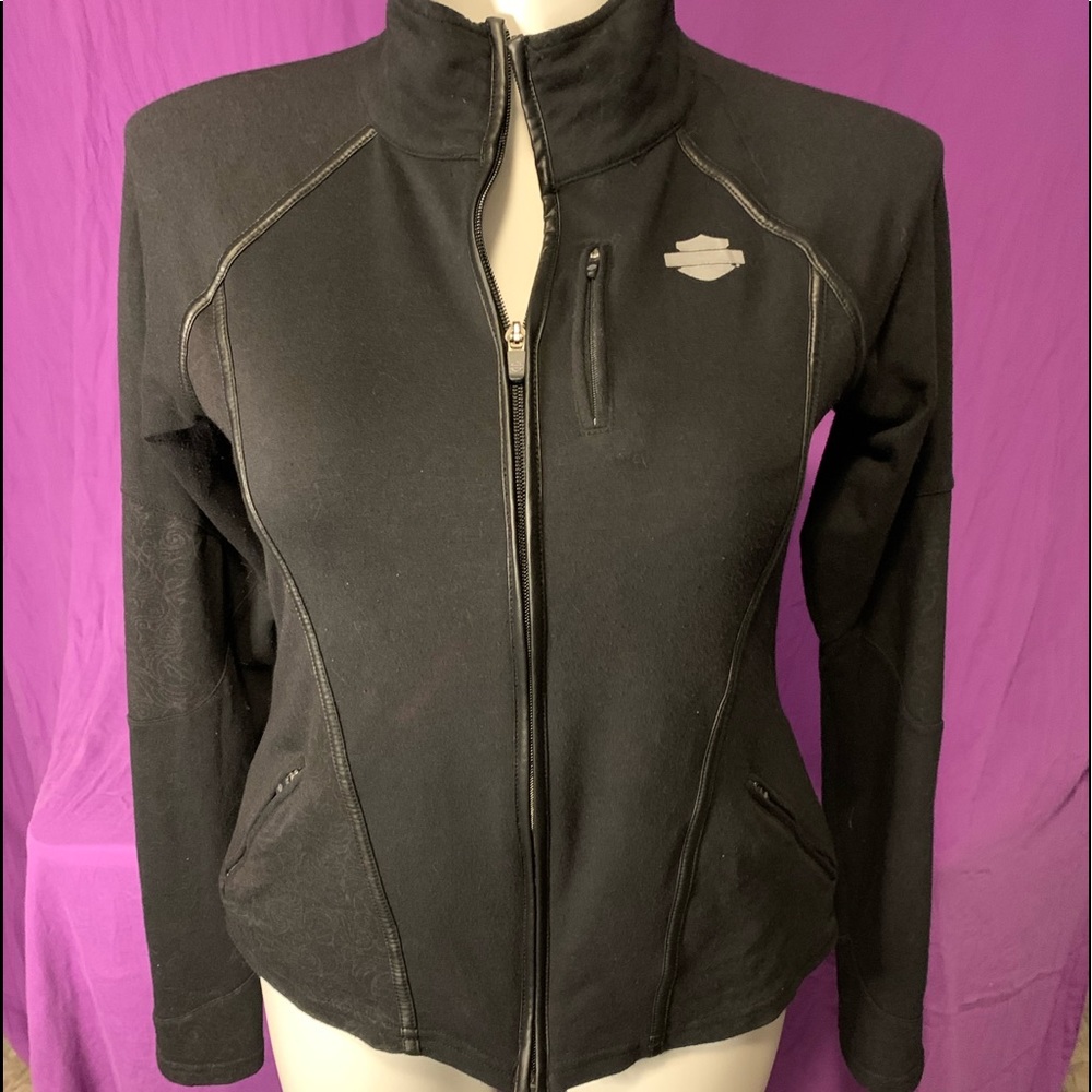 🙌 Harley Davidson woman’s med lightweight jacket